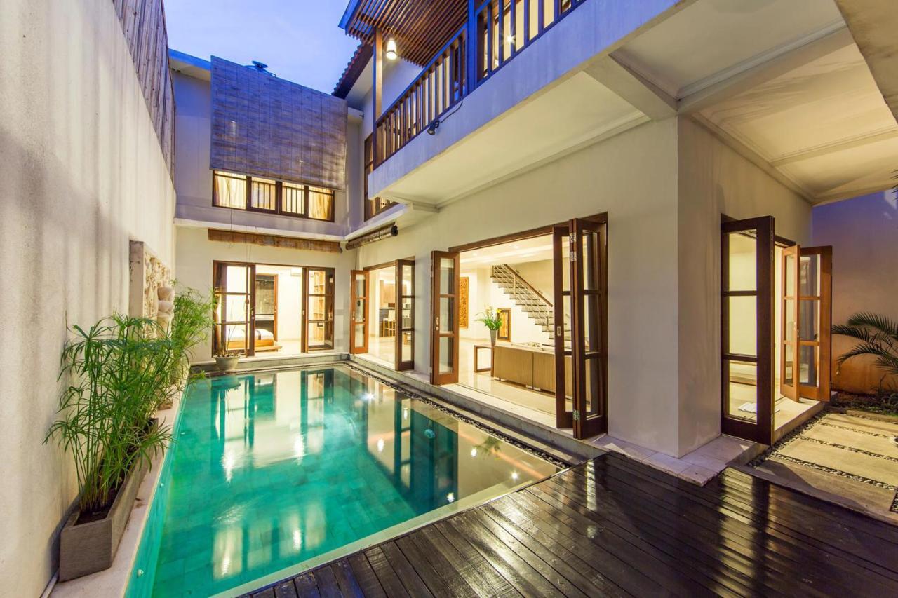 White Lotus Villas Seminyak Exterior foto