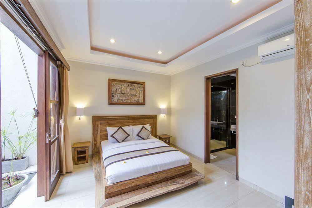 White Lotus Villas Seminyak Exterior foto